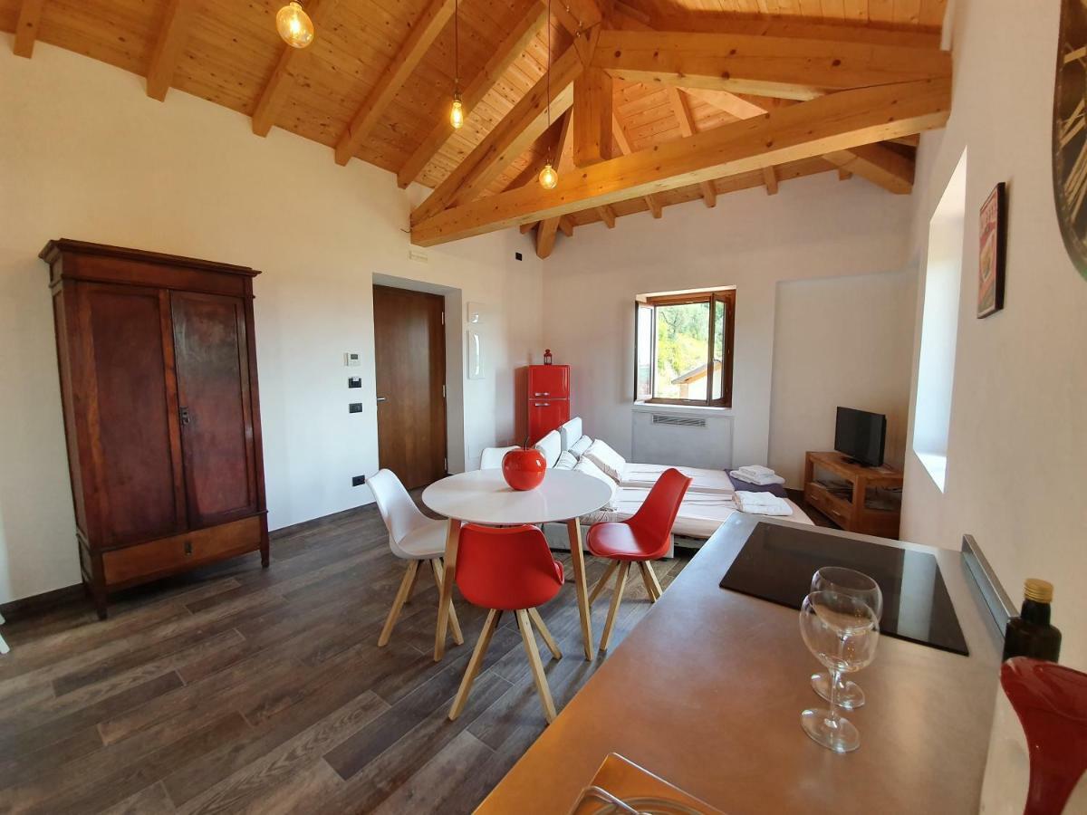 Agriturismo Podere Nigriano Salò Exterior foto